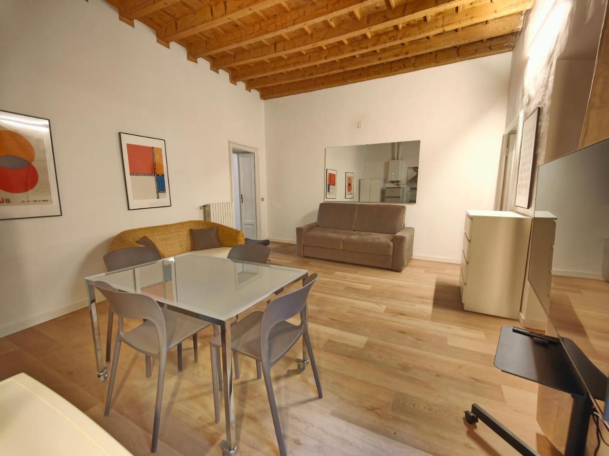 Crocetta Charme Apartment Милано Екстериор снимка