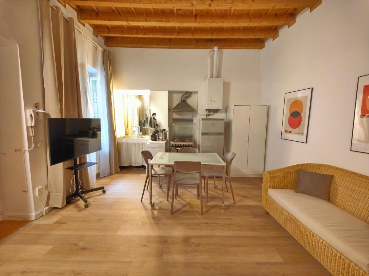 Crocetta Charme Apartment Милано Екстериор снимка