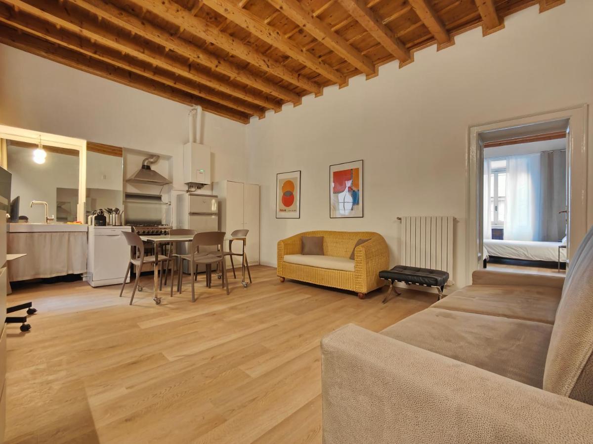 Crocetta Charme Apartment Милано Екстериор снимка